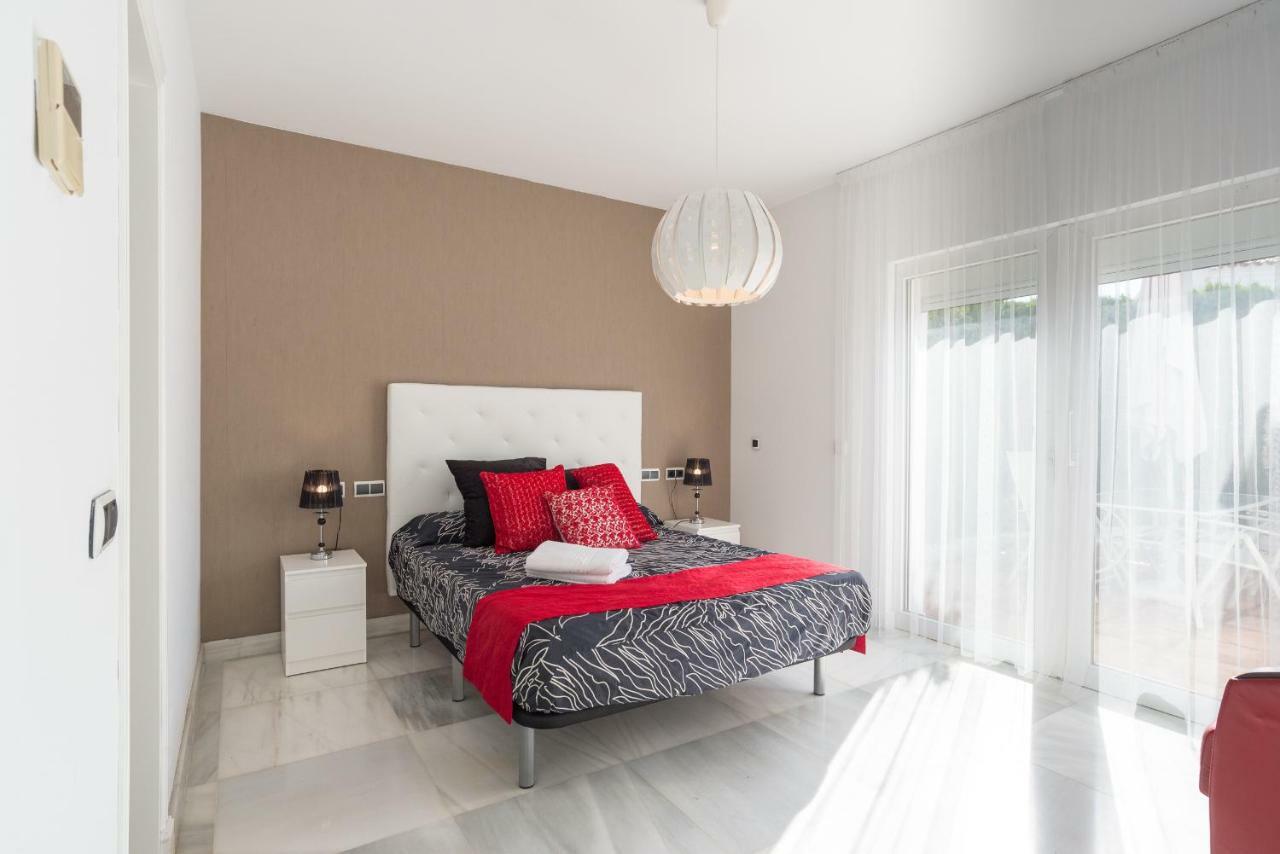 Luxury Duplex- 7 Minutes From The Beach Torremolinos Dış mekan fotoğraf