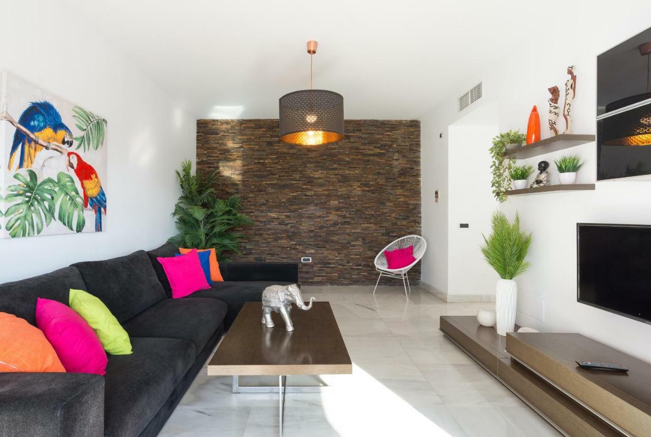 Luxury Duplex- 7 Minutes From The Beach Torremolinos Dış mekan fotoğraf