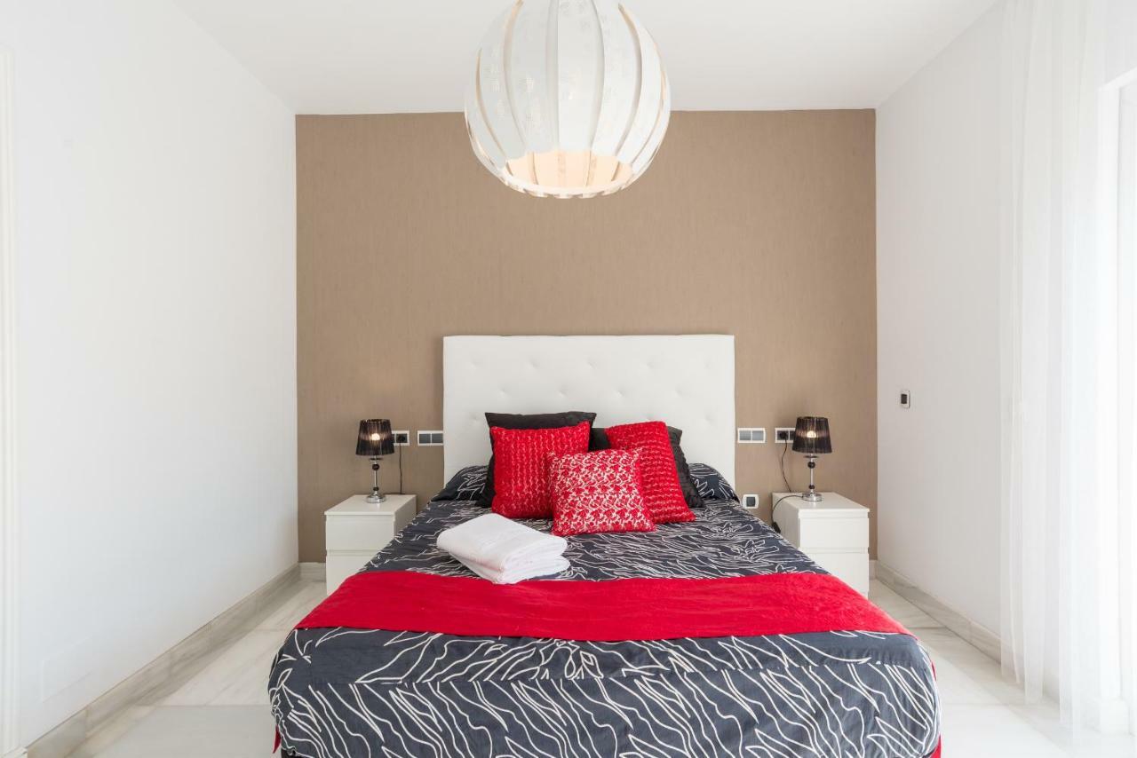 Luxury Duplex- 7 Minutes From The Beach Torremolinos Dış mekan fotoğraf